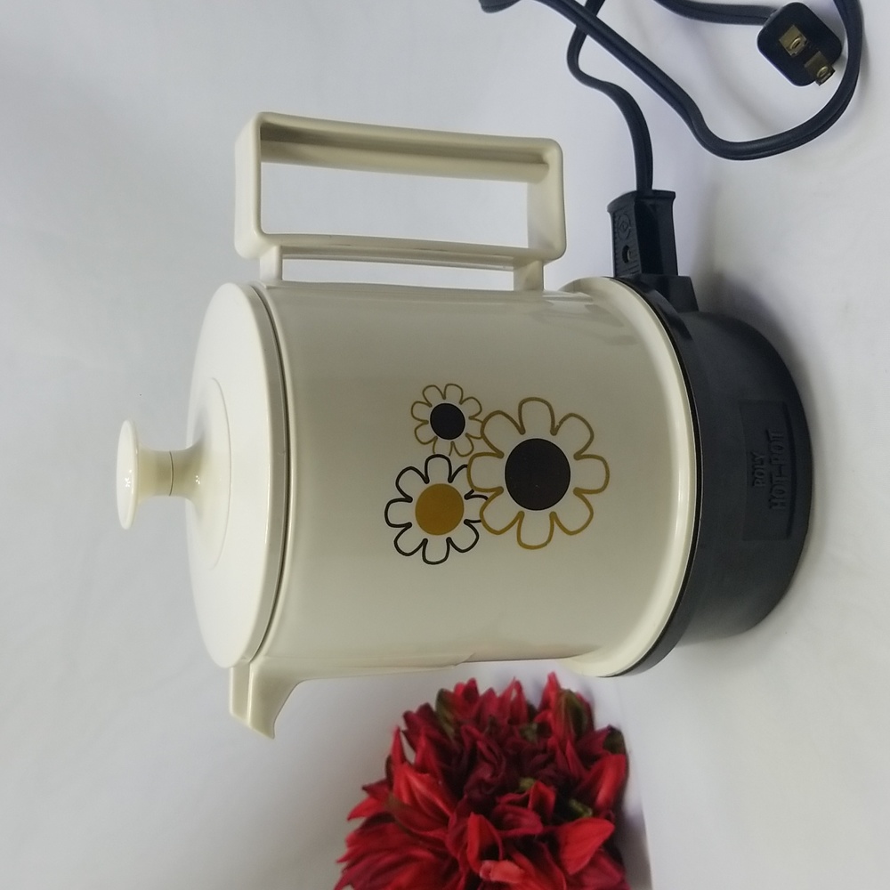 Regal Poly Hot-Pot 5 Cup Insta Pot